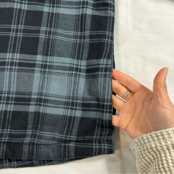 Aventura Women's Medium Organic Cotton Navy Plaid Full Zip Jacket - Picture 5 of 9